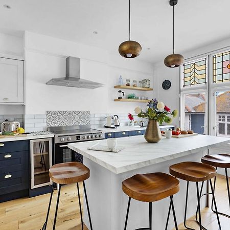 Flat 2 Fairfax Place - Modern Stylish Flat With Plenty Of Charm In Central Dartmouth Zewnętrze zdjęcie