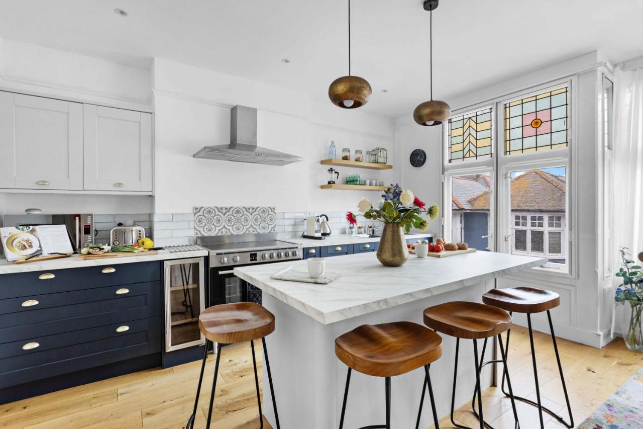 Flat 2 Fairfax Place - Modern Stylish Flat With Plenty Of Charm In Central Dartmouth Zewnętrze zdjęcie