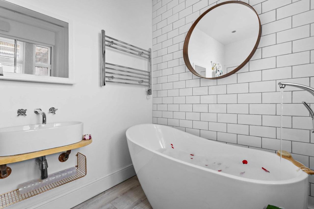Flat 2 Fairfax Place - Modern Stylish Flat With Plenty Of Charm In Central Dartmouth Zewnętrze zdjęcie
